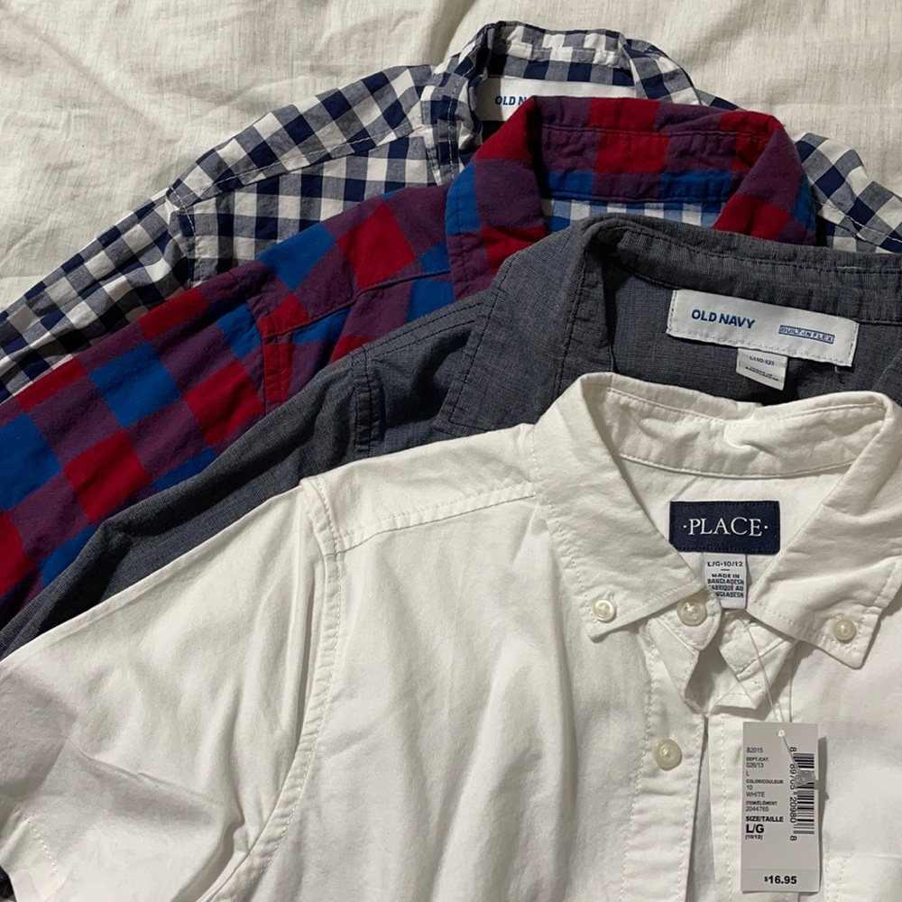 4 button up collared shirt.
